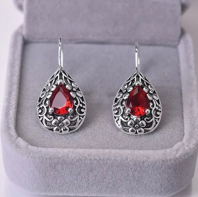 Diamond for Women Waterdrop Pear Carved Red Topaz Gemstone Garnet Earrings Jewelry