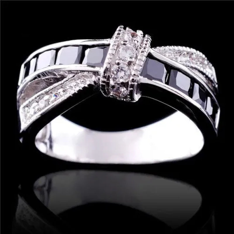 Trendy Women Rings with Brilliant Cubic Zirconia Luxury Engagement Rings Fashion Wedding Party Jewelry
