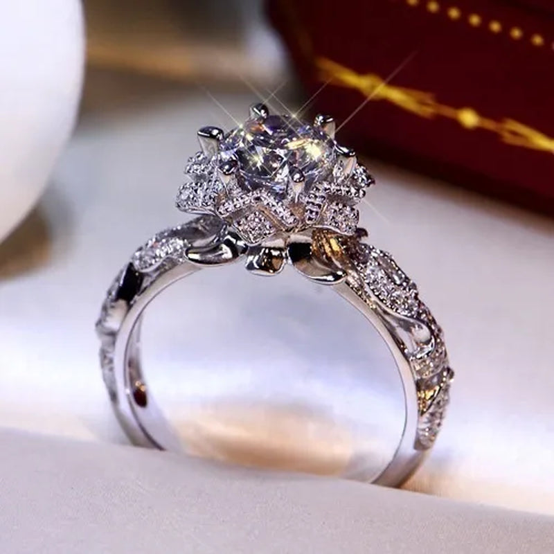 Dazzling Beautiful Women'S Fashion Exquisite Jewelry White Rhinestone Zircon Ring Romantic Bride Princess Engagement Wedding Ring Anniversary Gift Jewelry Size US4-12