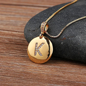 Top Quality 14K Gold Fashion Flash Diamond Exquisite Pendant Venice Box Chain Women Girls Initial Letter Necklace Gold 26 Letters Charm Necklaces Pendants Copper CZ Jewelry Personal Necklace