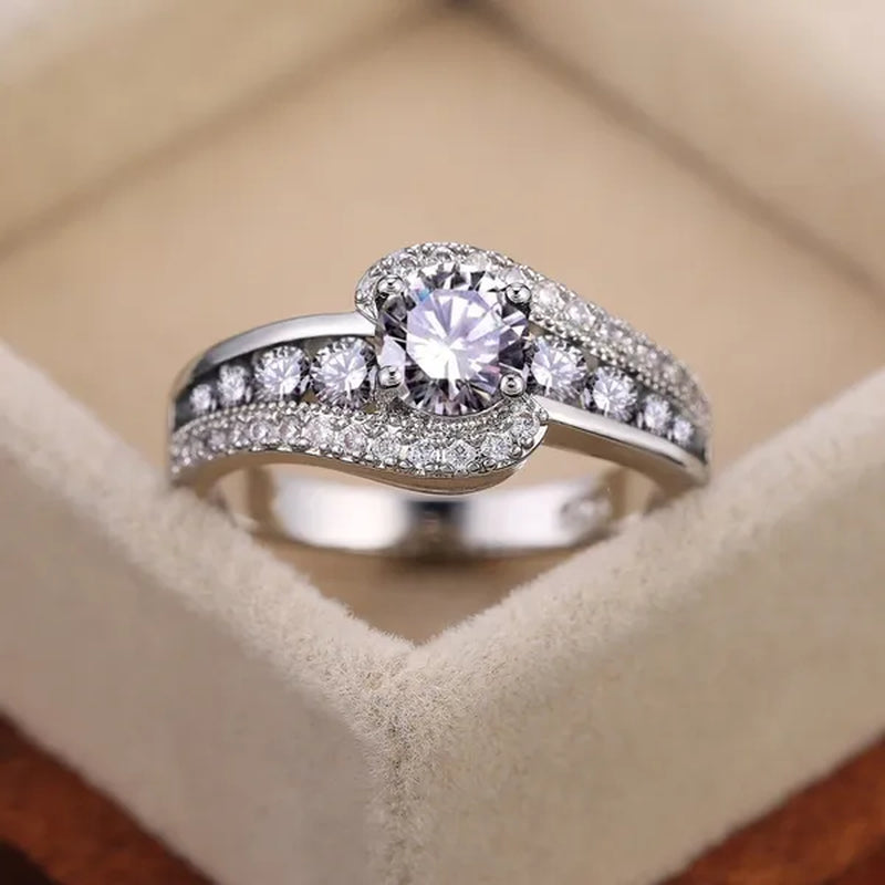 Special-interest blue Stone Women Wedding Ring Dazzling Zircon Delicate Gift Top Quality Female Classic Jewelry（Size:5-11)