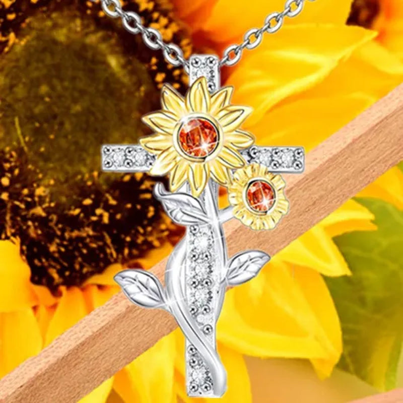 Exquisite Women'S Creative Cross Sunflower Necklace Diamond Cross Necklace Couple Jewelry Luxury Diamond Pendant Necklaces for Women Wedding Banquet Birthday Anniversary Gift