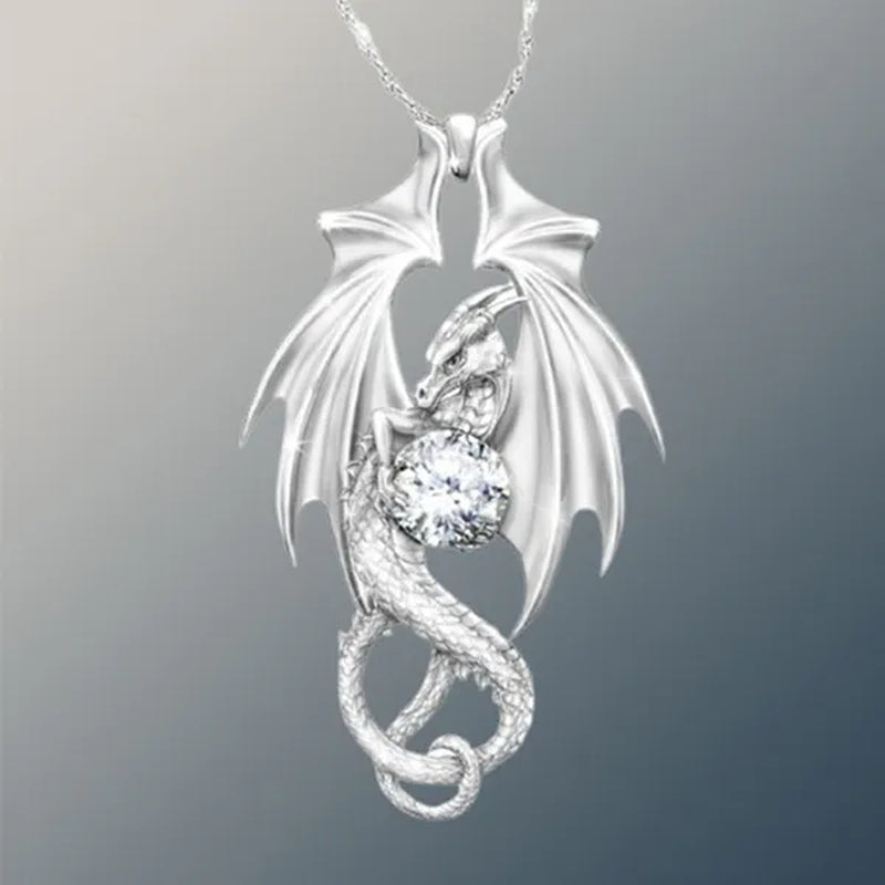 2022 New Carved Three-Dimensional Dragon-Shaped Bright Diamond Symbolic Necklace of Eternal Love