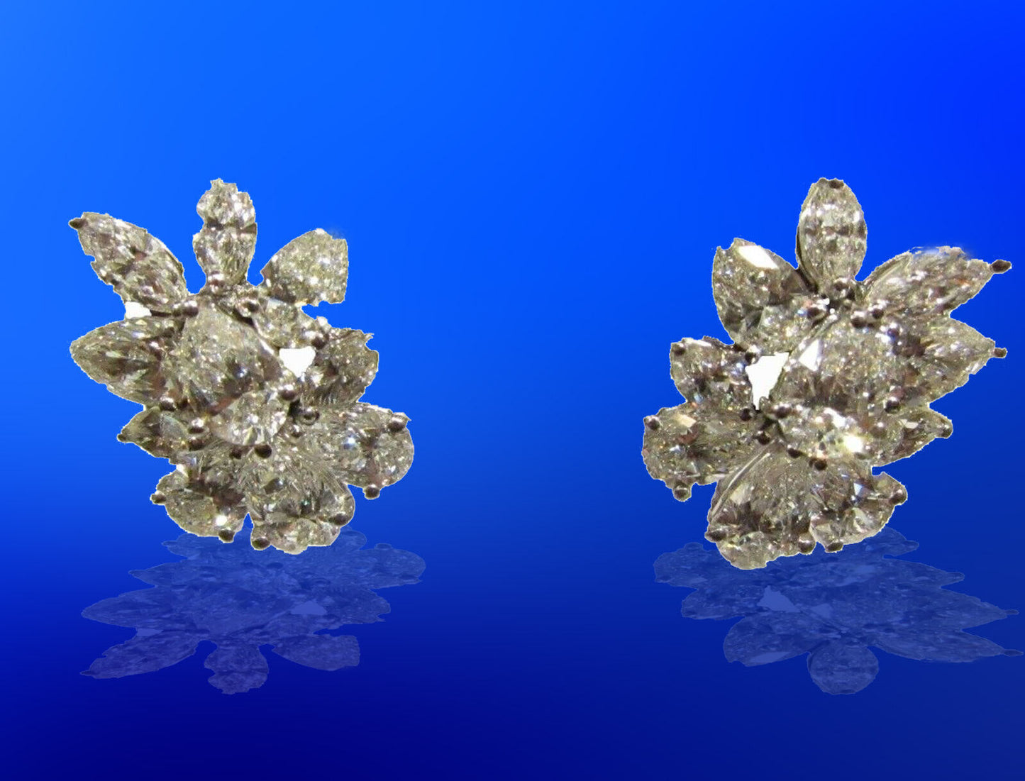 STYLISH DIAMOND TWELVE PEAR SHAPE EIGHT MARQUISE SHAPE DIAMOND HUGGIE DIAMOND