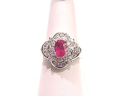 RUBY OVAL SHAPE 1.09 CT DIAMOND .88 CT RUBY DIAMOND RING RUBY RING 18 KARAT GOLD