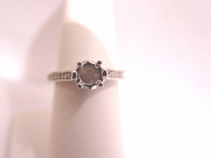 ANTIQUE STYLE SETTING ROUND BRILLIANT SIDE FRONT AND BACK