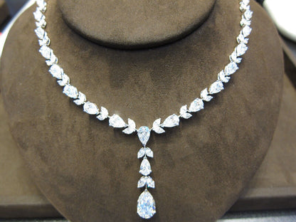 STYLISH GIA CERTIFIED PEAR BRILLIANT DIAMOND EXACTLY 5.00 CT REST OF DIAMOND