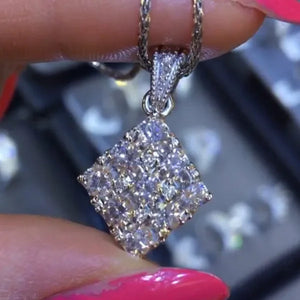 Elegant 925 Sterling Silver Plated 9 Stone Diamond Cluster Geometric Pendant Necklace for Women Party Engagement Lover Gift Jewelry