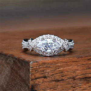 Exquisite Marquise Cut Natural Gem Moissanite 18K White Gold Women'S Ring Simulation Diamond Wedding Ring