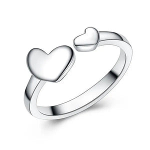 Majesty Diamonds MDS170415 Heart Cocktail Ring in .925 Sterling Silver - Size Adjustable