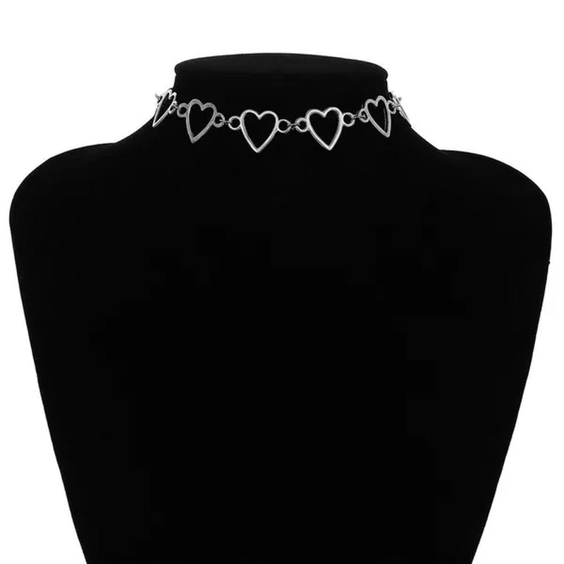 Simple Metal Heart Shape Choker Necklace for Women Fashion Elegant Geometric Collar Punk Jewelry Gift