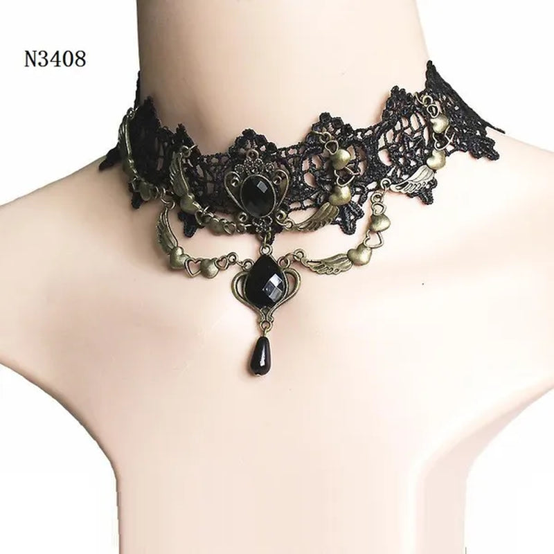 Black Lace Necklace Chokers Vintage Style Female Gothic Wedding Red Rose Crystal Diamond Pendant Collarbone Necklaces Chain Accessories for Women Girls