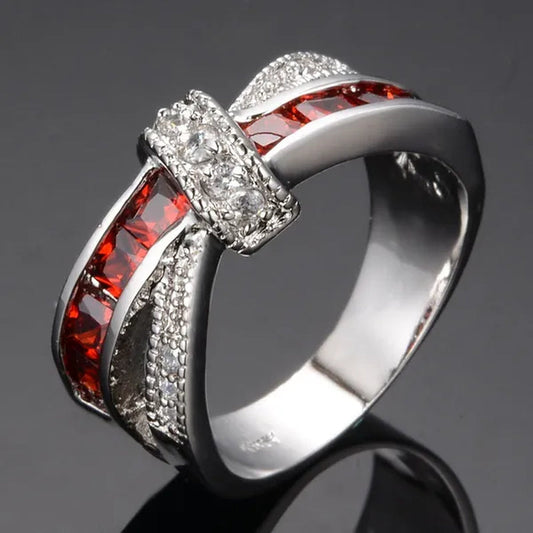 Trendy Women Rings with Brilliant Cubic Zirconia Luxury Engagement Rings Fashion Wedding Party Jewelry