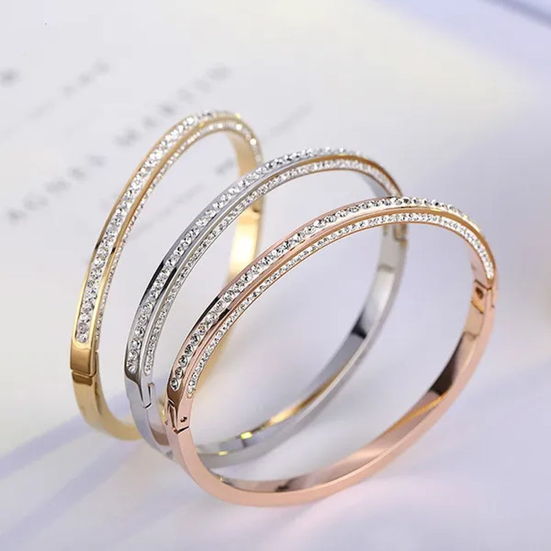 Classic Fashion Female Studded Sapphire Titanium Rose Bracelet Fade Jewelry Wholesale Color Rose Gold, Gold, Platinum