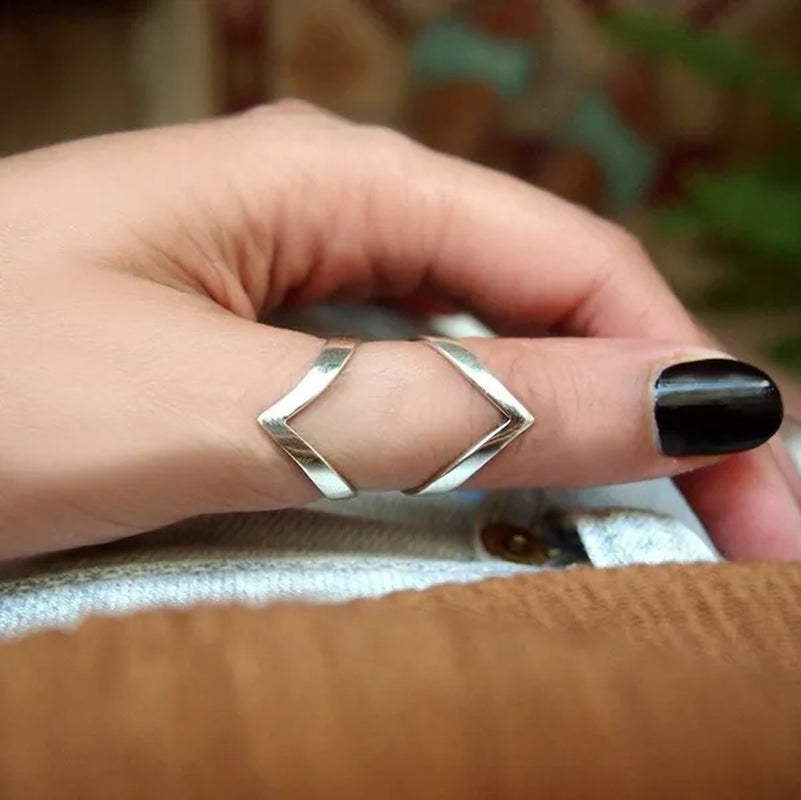 ANTIQUE DESIGN Arthritis Splint Ring Sterling Silver Knuckle Thumb Simple Ring Meditation Statement Jewelry