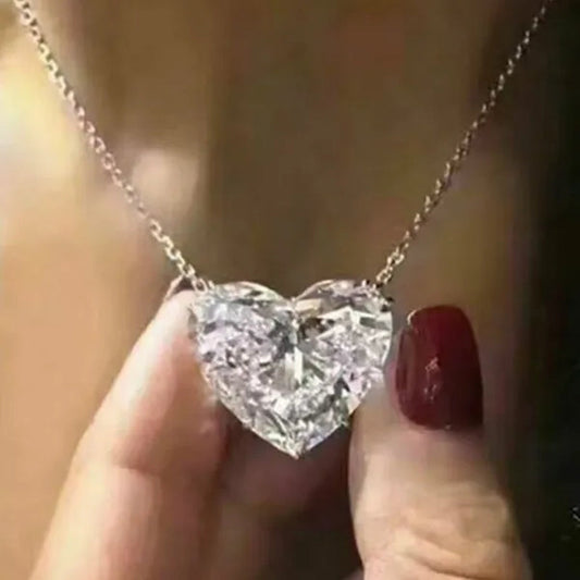 Classic Elegant Ladies Silver Plated Sparkling Heart White Sapphire Choker Necklaces Invisible Chain Wedding Party Bridal Fine Jewelry