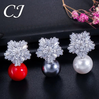 CANDICE Unique Rose Gold Plated Clear Cubic Zircon Snowflake Stud Earring with White Big Shell Pearl Brincos for Woman Christmas Gift