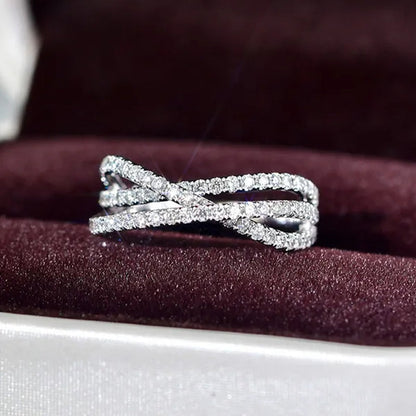 Women'S Fashion 925 Sterling Silver Twisted White Sapphire Ring Elegant Female Bride Proposal Engagement Wedding Diamond Rings for Women Bride Jewelry Party Gift