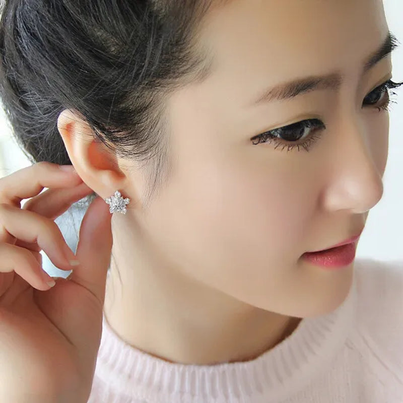 Elegant Stud Earrings Christmas Winter Snowflake Earrings Women Simple Jewelry