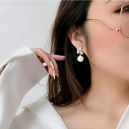 Trendy Micro Pave Cubic Zirconia Leaf Pearl Drop Earrings for Women Elegant Temperament Jewelry
