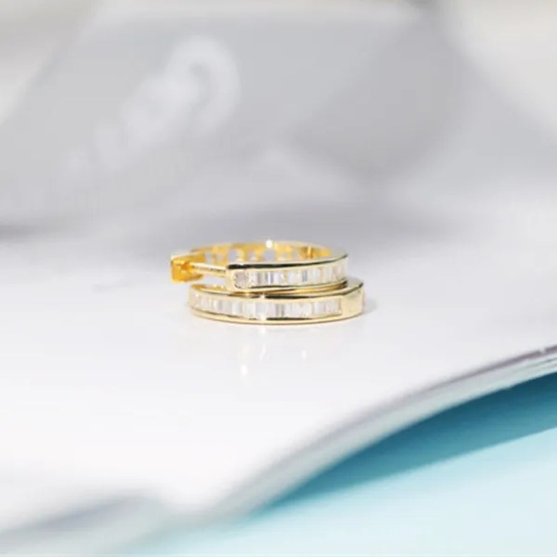 Women Glamorous 18k gold plated  Micro Cube Diamond Dailywear Earrings Wedding Engagement Party Ear Stud Jewelry