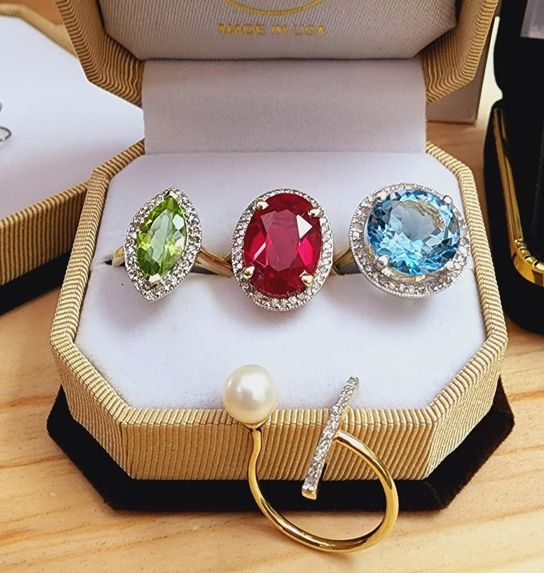 7.93 Ct 14K Solid Gold Ring Oval-Shaped Ruby Diamonds