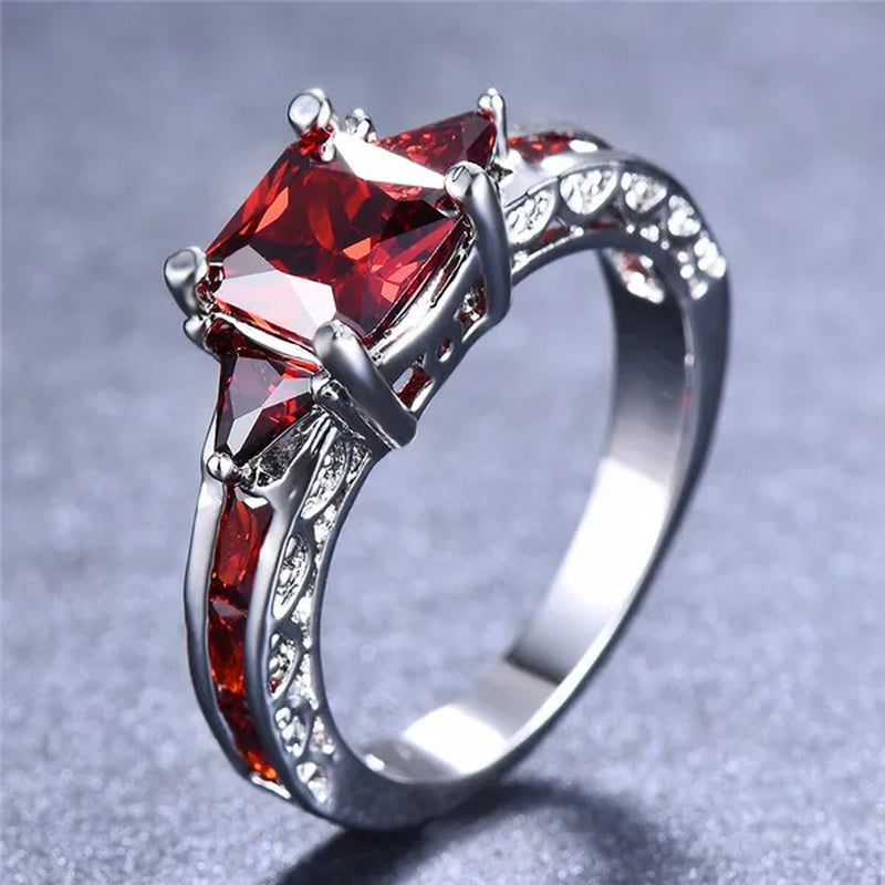 Fashion Women's Princess Cut Garnet Red Zircon Wedding Ring Party Jewelry Gift Size 6 7 8 9 10