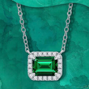 Trendy Silver Plated 4 Claw Setting Square Emerald Vice Stone Lab Diamond Pendant Necklace for Women Daily Casual Accessories