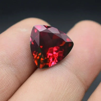 AAA Grade Exquisite Natural Pigeon Blood Ruby Loose Stone Fashionable Luxury Garnet Mozambique Not Inlaid DIY Gemstone Jewelry Main Stone