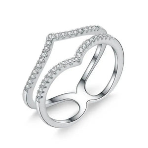 Majesty Diamonds MDS170416 White Zircon Geometric Cocktail Ring in .925 Sterling Silver - Size Adjustable