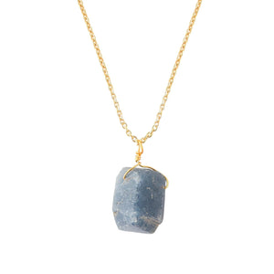 Raw Crystal Necklace, Blue Sapphire Rough Stone Necklace, Dainty Stone Pendant, Healing Crystals Healing Stone Pendant for Beauty, Love and Positive, Jewelry Gift